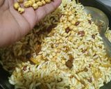 A picture of step 5 of Murmura fry.