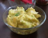 Foto langkah ke 1 dari resep Guacamole alpukat untuk toping masakan meksiko.