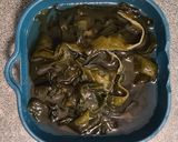 Foto langkah ke 1 dari resep Miyeok guk / Soup Rumput Laut Korea.
