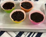 A picture of step 5 of Rich Choco Oven Cake.