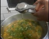A picture of step 5 of Lemon Coriander Vegetable Soup.