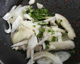 Foto del paso 2 de la receta Escalopines de ternera en salsa
