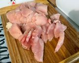 Une image de l'étape 1 de Poulet mariné grillé aux poivrons et courgette.