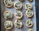 Medvehagymás - krémsajtos csiga recept fázis 4 fotója