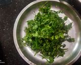 A picture of step 2 of Papad Chaat.