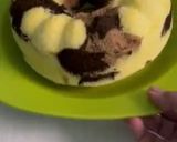 Foto langkah ke 7 dari resep Bolu Marmer Kukus.