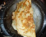 A picture of step 4 of Cheese omelette.