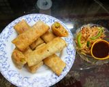 A picture of step 7 of Spring noodles rolls.