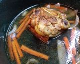 Foto del paso 5 de la receta: Pollo con zanahorias y cebollas