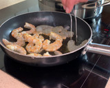 Foto del paso 6 de la receta: Curry rojo de langostinos
