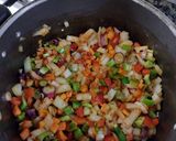 Foto del paso 3 de la receta: Chorizos a la pomarola de Euge