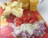 Foto del paso 1 de la receta: Chupe de Salmón con Camarones!