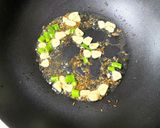 A picture of step 1 of Dondakaya Pachadi.