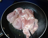 Foto del paso 1 de la receta: Muslos de pollo, en salsa de boletus y puerro