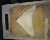 Foto langkah ke 3 dari resep Roti Tawar Goreng isi sayuran.
