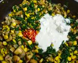 A picture of step 4 of Mushroom Spinach Corn Galette.