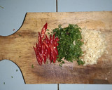 Foto langkah ke 3 dari resep Spaghetti Aglio Olio with smoked beef // spaghetti aglio e olio.