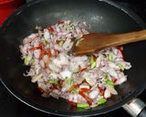 Foto langkah ke 5 dari resep Oseng cumi asin pete.
