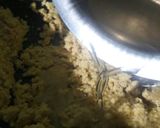 A picture of step 5 of Besan Sooji Halwa.