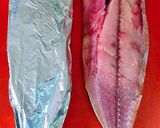 Foto del paso 4 de la receta: Lomo de bonito marinado en sal granulada y fish masala