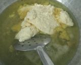 A picture of step 3 of سوجی کا حلوہ.