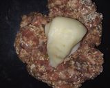 Foto del paso 2 de la receta: Hamburguesa rellenas, acompañada con poleta y un toque picante🌶