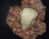 Foto del paso 2 de la receta: Hamburguesa rellenas, acompañada con poleta y un toque picante🌶