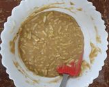 A picture of step 5 of Atta apple breakfast cake.