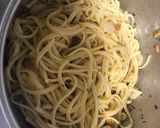 Foto del paso 4 de la receta Tallarines con gambas al ajillo