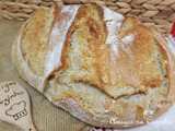 Pão inteiro com farinha moída em mó de pedra