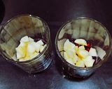 A picture of step 5 of Almond Cashunuts Milkshake.