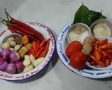 Foto langkah ke 1 dari resep Ayam Lodho.