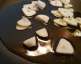 Foto del paso 2 de la receta Lomo de merluza a la bilbaína suave