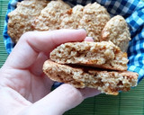Foto del paso 5 de la receta: Galletitas de naranja y miel