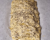Foto del paso 5 de la receta: Trenza de champiñones, espinacas, huevo duro y salmón ahumado