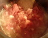 Foto del paso 2 de la receta: Encebollado tomate y huevo