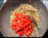 A picture of step 3 of Masala bhindi.