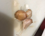 Foto del paso 1 de la receta: Paella de gamba roja pollo y sepia