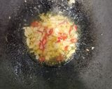 Foto langkah ke 3 dari resep Pasta Cumi Agli e Lio.
