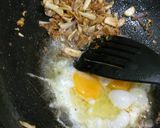 Foto langkah ke 4 dari resep Tumis labu siam telur ebi sederhana ala bujang.