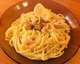Tejszínes, tenger gyümölcseis spagetti recept fázis 4 fotója