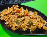 A picture of step 6 of Fussilli Arrabiata with Broccoli and Mushroom.