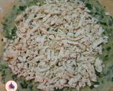 A picture of step 4 of Palak Paneer Paratha.