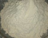 A picture of step 3 of Naked lemon cake.