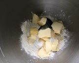 Une image de l'étape 3 de Pâte brisée épeautre pistache lait concentré.