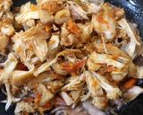 Foto langkah ke 3 dari resep Ayam Suwir Bunga Kecombrang.