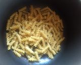 Foto del paso 6 de la receta: Lampriao de merluza y fideos tostados (Plato ancestral indígena)