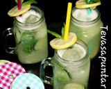 Foto del paso 1 de la receta: Agua de limón y pepino 🍋🥒🍋🥒🍃