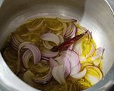 A picture of step 2 of Bihari Style Chana Ghugni.