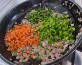 A picture of step 3 of Veg Methi chaman.